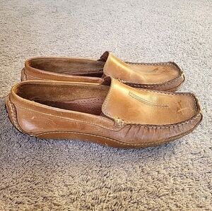 Clarks Driving Shoes Men 12M Natural Tan Leather Slip-On Loafers Moccasins 87705